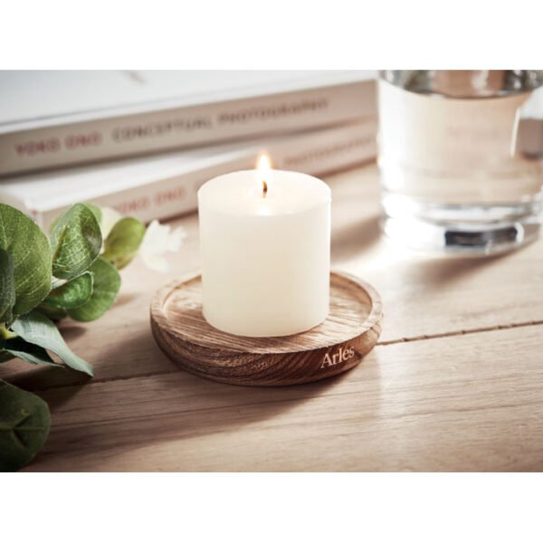 Candle on round wooden base 1 gift suppliers Candle on round wooden base