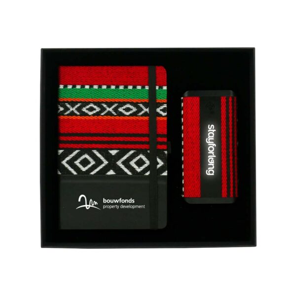 Sadu design corporate gift sets with notebook powerbank2 mustang advertising trading llc Dorniel a5 sadu notebook and 10000mah wireless power bank for a perfect professional combo